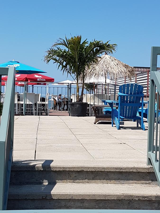 Lakeview Resort Motel Wasaga Beach Bagian luar foto